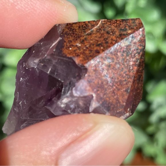 Thunder Bay Amethyst Tip | Amethyst with Hematite - Picture 5 of 15